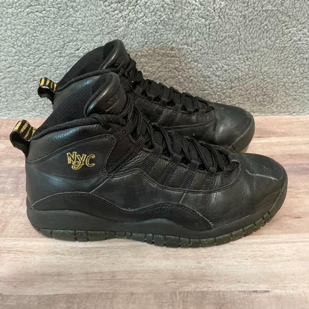 Vintage Jordan 10 Retro 2015 Black Gold Size 9 Men's SHIPS ASAP 310805 012